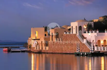 شاليه - 4 غرف نوم - 4 حمامات للبيع في مانجروفي ريزيدنس - الجونة - الغردقة - محافظة البحر الاحمر شاليه - 4 غرف نوم - 4 حمامات للبيع في مانجروفي ريزيدنس - الجونة - الغردقة - محافظة البحر الاحمر