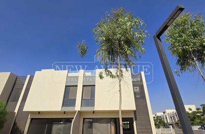 Townhouse - 4 Bedrooms - 4 Bathrooms for sale in Al Burouj Compound - El Shorouk Compounds - Shorouk City - Cairo Townhouse - 4 Bedrooms - 4 Bathrooms for sale in Al Burouj Compound - El Shorouk Compounds - Shorouk City - Cairo