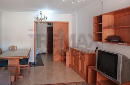 Apartment - 3 Bedrooms - 2 Bathrooms for rent in Green Towers - Smouha - Hay Sharq - Alexandria
