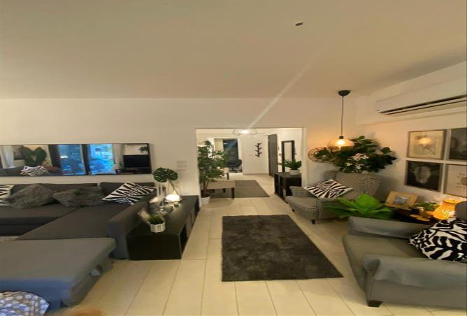 71398934 - Property Main Image