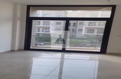 Apartment - 3 Bedrooms - 3 Bathrooms for sale in Villa Square - Fifth Square - The 5th Settlement - New Cairo City - Cairo