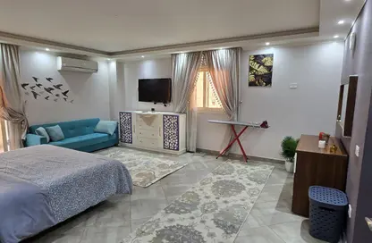 Apartment - 4 Bedrooms - 3 Bathrooms for rent in Touristic Zone 4 - Touristic Zone - Al Motamayez District - 6 October City - Giza