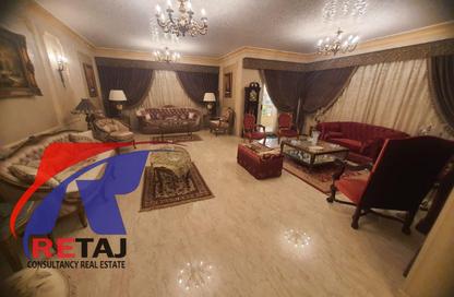 (بنتهاوس  (روف - 4 غرف نوم - 3 حمامات للبيع في ميدان الياسمين - الياسمين - مدينة القاهرة الجديدة - القاهرة