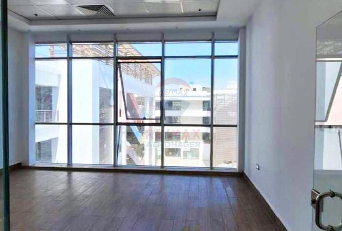 8712450 - Property Image 3