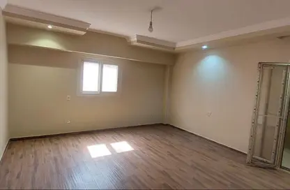 Apartment - 3 Bedrooms - 2 Bathrooms for rent in Al Zahraa St. - Dokki - Giza