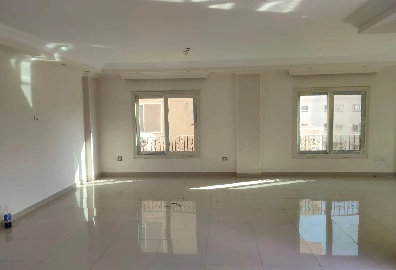 72189867 - Property Main Image