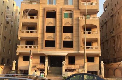 Apartment - 3 Bedrooms - 3 Bathrooms for sale in Al Mostathmir El Saghir - 10th District - Sheikh Zayed City - Giza