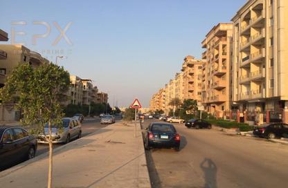 Apartment - 3 Bedrooms - 3 Bathrooms for sale in Al Mostathmir El Saghir - 10th District - Sheikh Zayed City - Giza