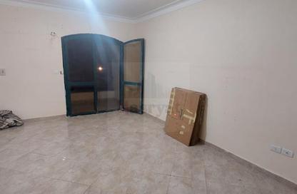 Apartment - 3 Bedrooms - 2 Bathrooms for sale in Zizinia St. - South Investors Area - New Cairo City - Cairo