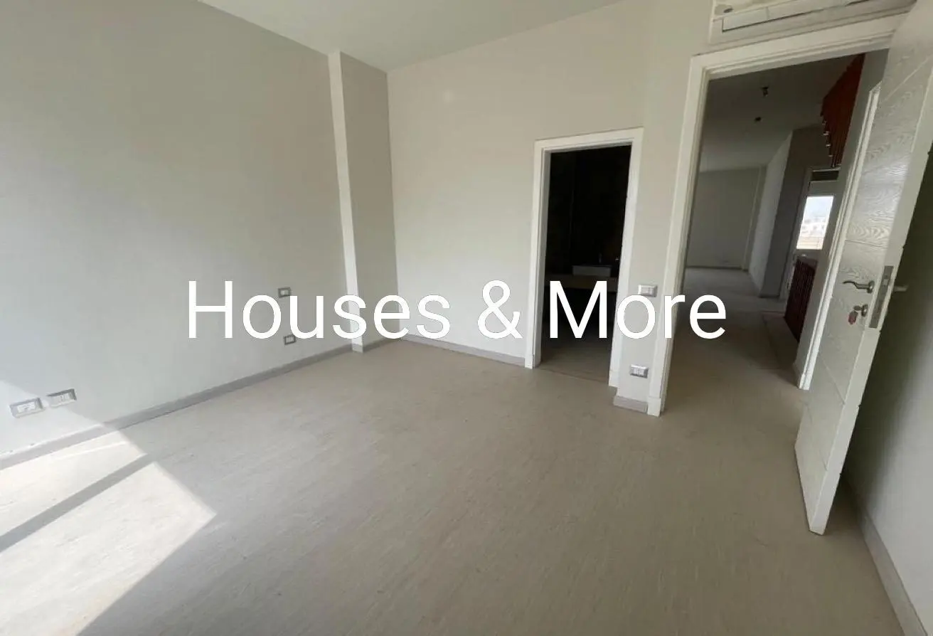 77319340 - Property Main Image