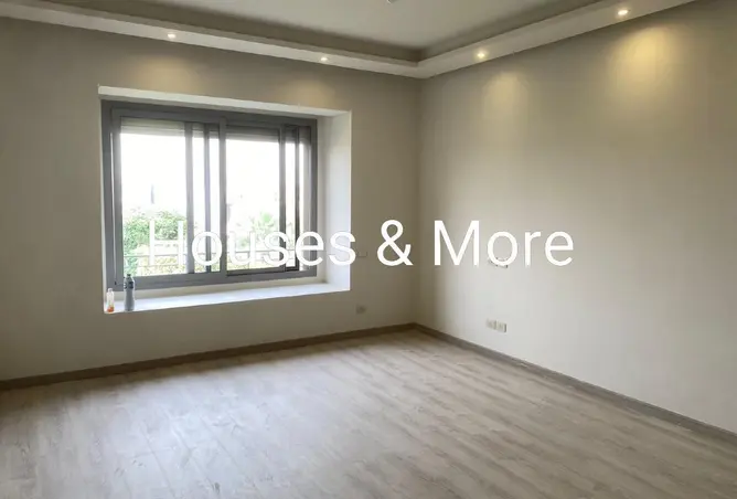 77319340 - Property Image 2