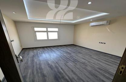 Apartment - 3 Bedrooms - 2 Bathrooms for sale in Hyde Park - New Cairo City - Cairo