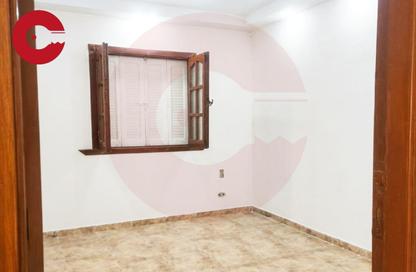 Apartment - 3 Bedrooms - 1 Bathroom for sale in Mahmoud Al Banna St. - Sidi Beshr - Hay Awal El Montazah - Alexandria