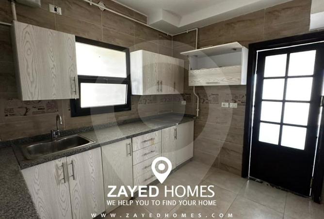 72180264 - Property Image 3
