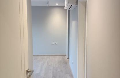 Apartment - 3 - 3 for sale in Village West - Sheikh Zayed Compounds - Sheikh Zayed City - Giza