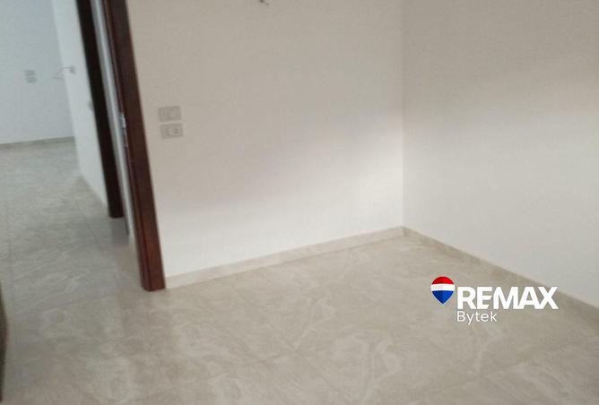 99402014 - Property Image 3