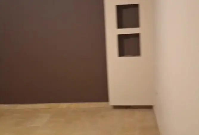 98824725 - صورة العقار 2