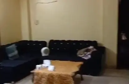 Apartment - 2 Bedrooms - 1 Bathroom for sale in Esraa Al Moalemeen St. - Mohandessin - Giza