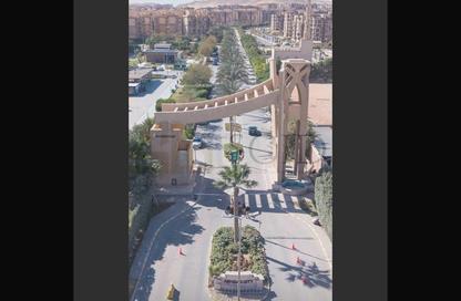 Apartment - 4 Bedrooms - 3 Bathrooms for sale in Garden Gate - Ashgar City - Al Wahat Road - 6 October City - Giza
