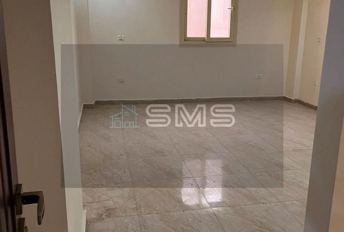 8571858 - Property Image 3