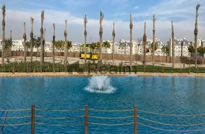 Apartment - 2 Bedrooms - 2 Bathrooms for sale in Hyde Park - New Cairo City - Cairo