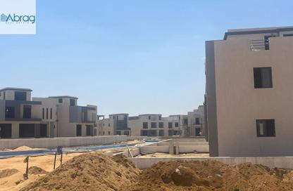 Townhouse - 4 Bedrooms - 3 Bathrooms for sale in Lake West 2 - Sheikh Zayed Compounds - Sheikh Zayed City - Giza