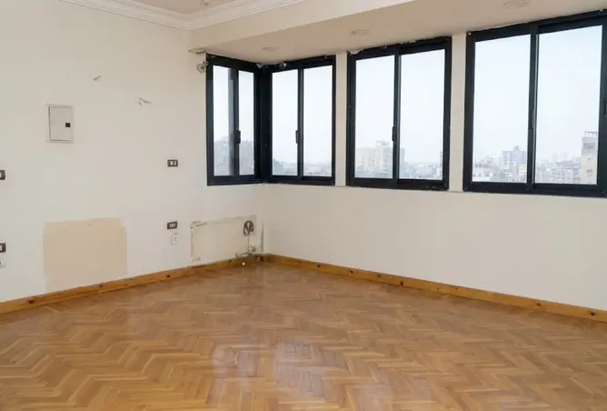 111579242 - Property Image 3