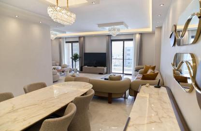 Apartment - 4 Bedrooms - 3 Bathrooms for sale in Stone Residence - 5th Settlement Compounds - The 5th Settlement - New Cairo City - Cairo