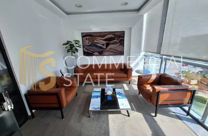 مساحات مكتبية - غرفة نوم - 1 حمام للايجار في شارع التسعين الشمالي - التجمع الخامس - مدينة القاهرة الجديدة - القاهرة