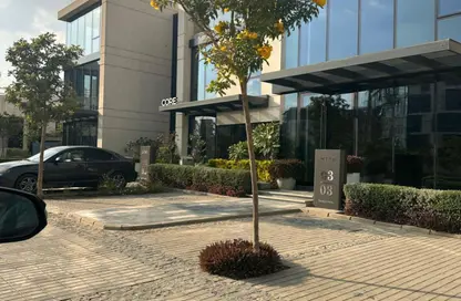 Office Space - 1 Bedroom - 1 Bathroom for sale in Heartwork - The 5th Settlement - New Cairo City - Cairo