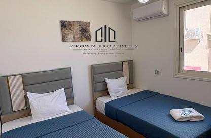 Chalet - 3 Bedrooms - 2 Bathrooms for rent in Fouka Bay - Ras Al Hekma - North Coast