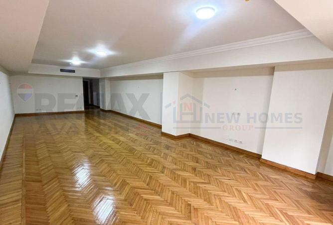 8677544 - Property Image 3