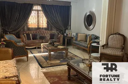 شقة - 3 غرف نوم - 3 حمامات للايجار في محور العروبة - المنطقة أ - حى جنوب الاكايمية - مدينة القاهرة الجديدة - القاهرة