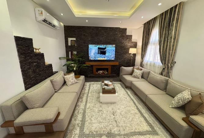 8505621 - Property Image 2