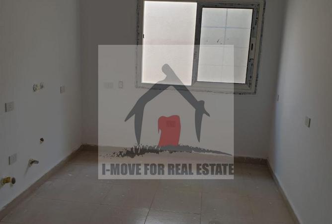 8722205 - Property Image 3