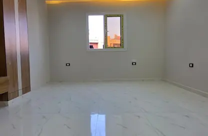 شقة - 3 غرف نوم - 1 حمام للبيع في البوابة الرابعة - مينا - حدائق الاهرام - الجيزة
