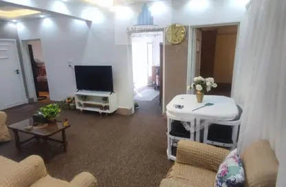 Apartment - 3 Bedrooms - 1 Bathroom for rent in Mohandessin - Giza
