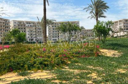 Apartment - 3 Bedrooms - 3 Bathrooms for sale in The Fourteen Golf Residences - Uptown Cairo - Mokattam - Cairo