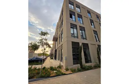 Office Space - 2 Bedrooms - 2 Bathrooms for rent in District 5 - 5th Settlement Compounds - The 5th Settlement - New Cairo City - Cairo