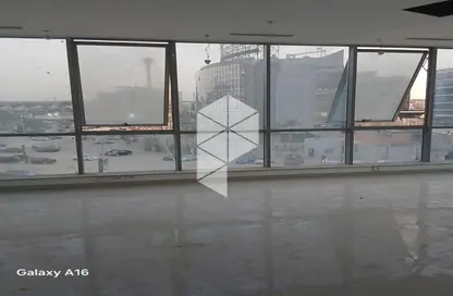 مساحات مكتبية - غرفة نوم - 3 حمامات للايجار في فى90 - شارع التسعين الشمالي - التجمع الخامس - مدينة القاهرة الجديدة - القاهرة