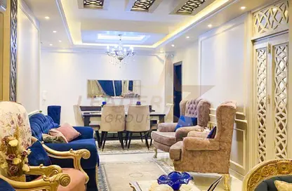 Apartment - 3 Bedrooms - 3 Bathrooms for sale in Smouha - Hay Sharq - Alexandria