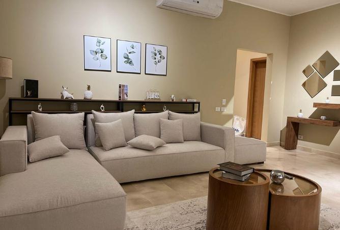 8576970 - Property Image 2