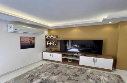 Apartment - 2 Bedrooms - 1 Bathroom for rent in Rehab City Fifth Phase - Al Rehab - New Cairo City - Cairo