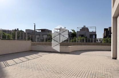 محل تجاري - استوديو للايجار في فيلدج جيت - المستثمرين الجنوبية - مدينة القاهرة الجديدة - القاهرة