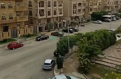 دوبلكس - 6 غرف نوم - 3 حمامات للايجار في المنطقة ز - حى جنوب الاكايمية - مدينة القاهرة الجديدة - القاهرة