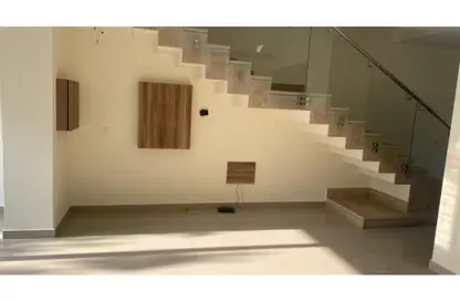 Townhouse - 2 Bedrooms - 2 Bathrooms for sale in Garden Residence - Hyde Park - New Cairo City - Cairo