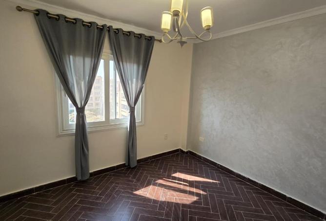 8620910 - Property Image 3