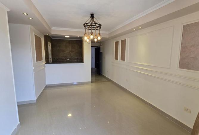 8620910 - Property Image 2