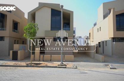 Villa - 3 Bedrooms - 4 Bathrooms for sale in Karmell - New Zayed City - Sheikh Zayed City - Giza