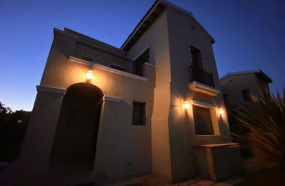 Villa - 6 Bedrooms - 5 Bathrooms for sale in Mivida - 5th Settlement Compounds - The 5th Settlement - New Cairo City - Cairo